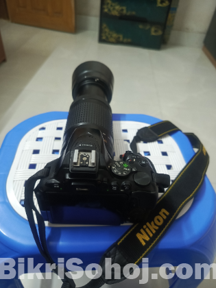 Camera Nikon D5600